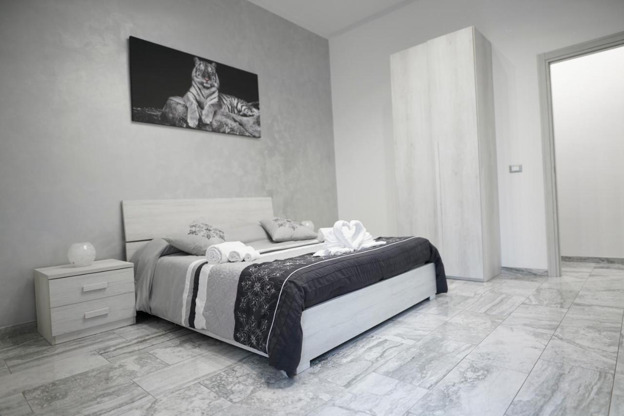 Central Luxury Apartment Aeroporto di Catania Fontana Rossa Esterno foto